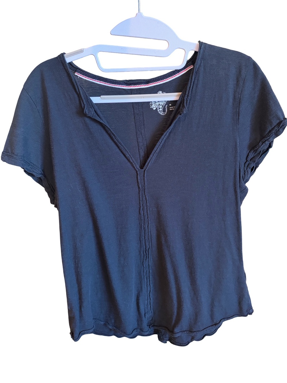Pilcro V-Neck Tee Black Size M